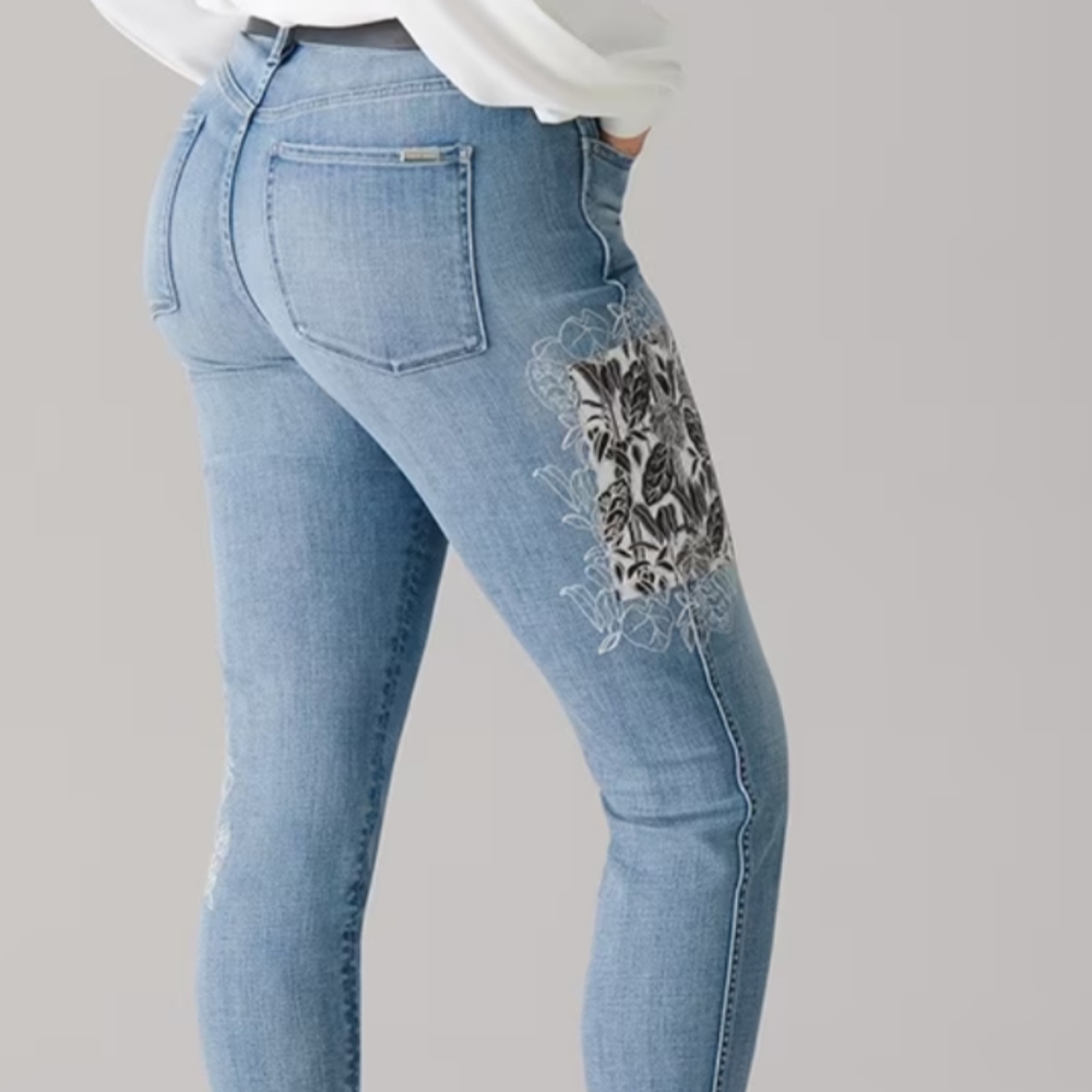 Whbm Hr Everyday Soft Medium Wash Patchwork Strai… - image 1